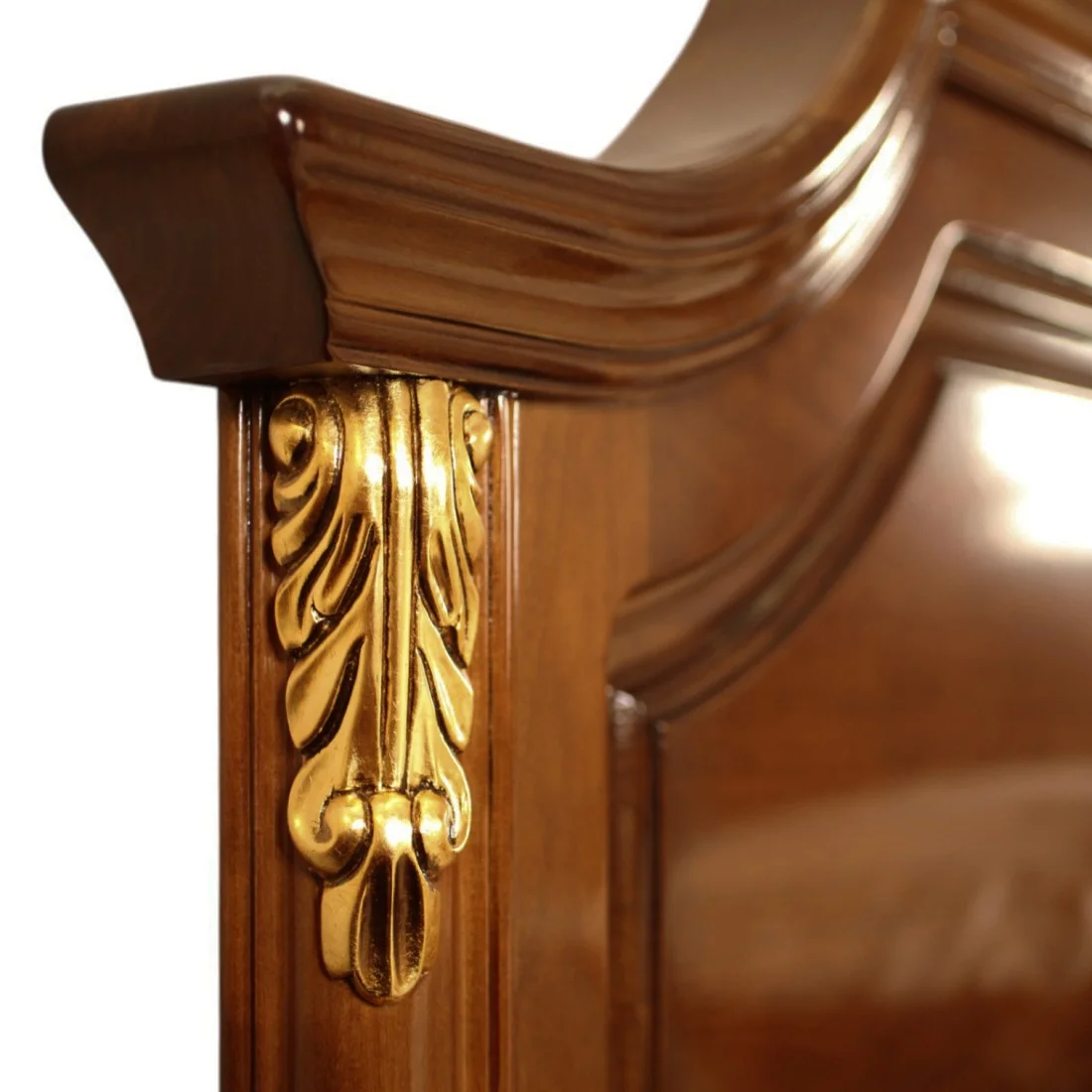 Posteľ 1600 ROYAL 5.jpg